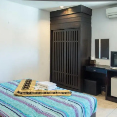 Отель Patong Bay Guesthouse 2* Номер Делюкс с различными типами кроватей фото 5