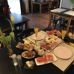 Отель B&B Sablon Antwerp Номер Делюкс с различными типами кроватей фото 8
