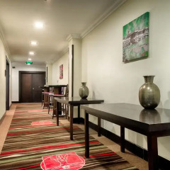 Leonardo Hotel Budapest интерьер отеля фото 3