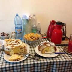 Отель Alexander Bed and Breakfast питание