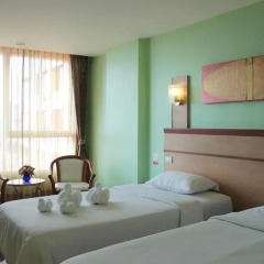 Отель Eastern Grand Palace 4* Улучшенный номер с различными типами кроватей