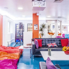Отель SoHostel Лондон интерьер отеля