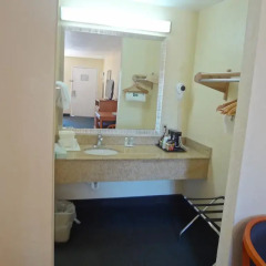 Отель Quality Inn Sarasota North ванная фото 2