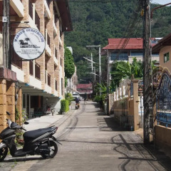Отель Waree's Guesthouse