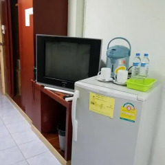 Отель Pinthong house 2* Стандартный номер с различными типами кроватей фото 4