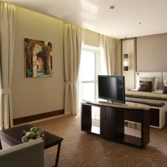 Millennium Plaza Hotel 5* Представительский люкс с различными типами кроватей фото 2