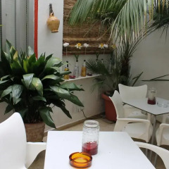 Отель Hostal Regina Испания, Бланес - отзывы, цены и фото номеров - забронировать отель Hostal Regina онлайн