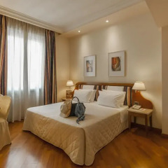Отель Laurus Al Duomo 4* Стандартный номер с двуспальной кроватью фото 6