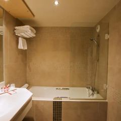 Hotel Lyon Métropole 4* Номер Комфорт с различными типами кроватей фото 4