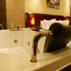 Hotel Contact спа