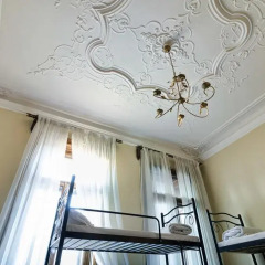 City Central Lviv Hostel интерьер отеля