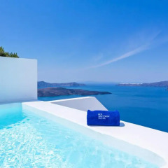 Отель Alti Santorini Suites Люкс с двуспальной кроватью фото 18