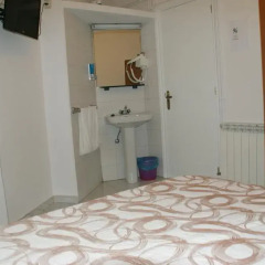 Отель Jqc Rooms Стандартный номер фото 2