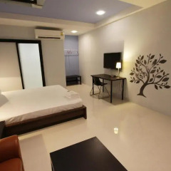 Отель Eazy Motel B.a.n.g.n.a 2* Стандартный номер с различными типами кроватей фото 5