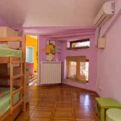 Manga Hostel Стандартный номер с различными типами кроватей (общая ванная комната) фото 11