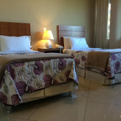 Convair Hotel 3* Стандартный номер с 2 отдельными кроватями