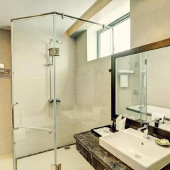 Muong Thanh Hanoi Centre Hotel 3* Улучшенный номер с различными типами кроватей