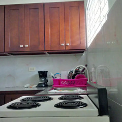 Отель Kingston Paradise Place Guesthouse Студия с различными типами кроватей фото 5