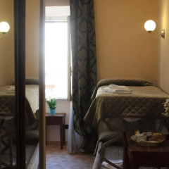 Отель La Luna Romana B&B Италия, Рим - 6 отзывов об отеле, цены и фото номеров - забронировать отель La Luna Romana B&B онлайн в номере