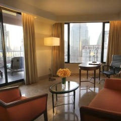 Rembrandt Hotel Suites and Towers 4* Люкс с одной спальней с разными типами кроватей фото 2