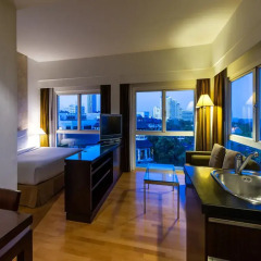 Апартаменты RCG Suites Pattaya Serviced Apartment Студия с различными типами кроватей фото 10