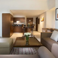 Отель Grand Millennium Al Wahda 5* Улучшенный номер с различными типами кроватей фото 6