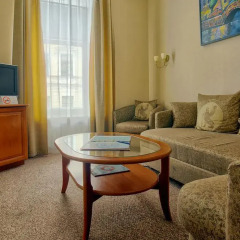 Гостиница Комфорт 3* Семейный люкс с разными типами кроватей фото 2