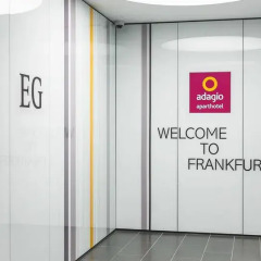 Отель Aparthotel Adagio Frankfurt City Messe сауна