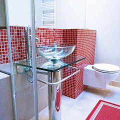 Отель AAA STAY Castle Square Old Town ванная