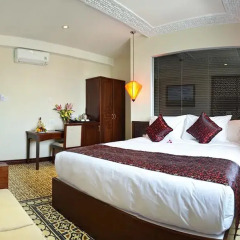 Royal Riverside Hoi An Hotel 4* Номер Делюкс с различными типами кроватей фото 7