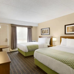 Отель Colonial Square Inn & Suites 2* Стандартный номер 2 отдельные кровати фото 7