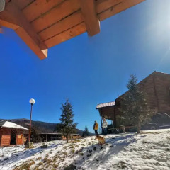 Отель 12 Months Estate Стандартный номер фото 6