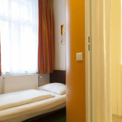 Отель Pension Stadthalle 2* Стандартный номер фото 4