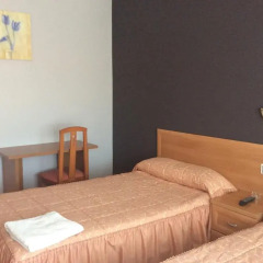 Отель Hostal Juli комната для гостей фото 3