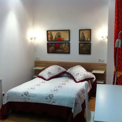 Отель Hostal Comercial Стандартный номер с двуспальной кроватью