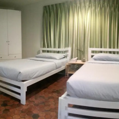 The Hostel 16 Стандартный номер с 2 отдельными кроватями фото 6