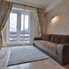 Гостиница Romanovskie Na Krasnoy Polyane в Красной Поляне отзывы, цены и фото номеров - забронировать гостиницу Romanovskie Na Krasnoy Polyane онлайн Красная Поляна комната для гостей фото 2