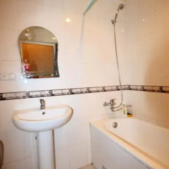 Апартаменты Apartment at Kievyan Street ванная