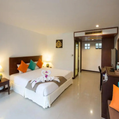Отель Coconut Village Resort 4* Улучшенный номер с двуспальной кроватью