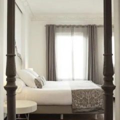 Отель Hospes Puerta de Alcalá 5* Стандартный номер разные типы кроватей фото 5