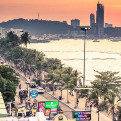 Отель Serenotel Pattaya Beach Front спортивное сооружение