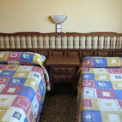 Отель Hostal Rodes детские мероприятия