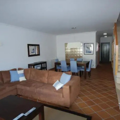 Отель Luxury Townhouse in Praia D'El Rey комната для гостей фото 5
