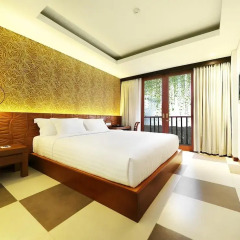Sun Island Hotel Legian 4* Улучшенный номер с различными типами кроватей
