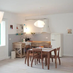 Апартаменты Apartments Central Chic and Cozy Студия с различными типами кроватей фото 8