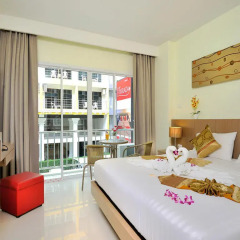 Pimrada Hotel 3* Номер Делюкс с двуспальной кроватью фото 5