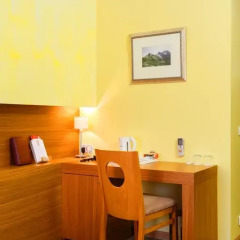 Hotel Bern by TallinnHotels 3* Номер Эконом с двуспальной кроватью фото 12