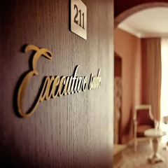 Park Hotel Plovdiv 4* Представительский люкс с различными типами кроватей фото 4