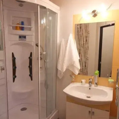 VIP-Hotel 4* Стандартный номер с двуспальной кроватью (общая ванная комната) фото 6