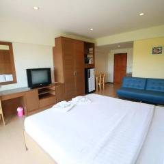 Отель The Icon Place at Nurn Plub Wan 3* Номер Делюкс с различными типами кроватей фото 4